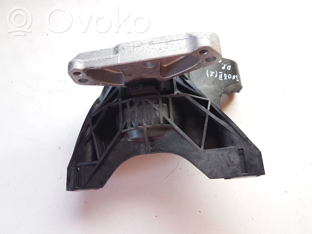 Peugeot 3008 II Dzinēja spilvens 