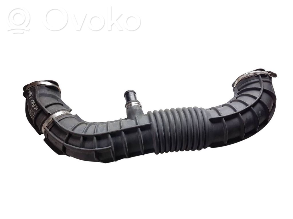 Ford Transit Turboahtimen ilmanoton letku 
