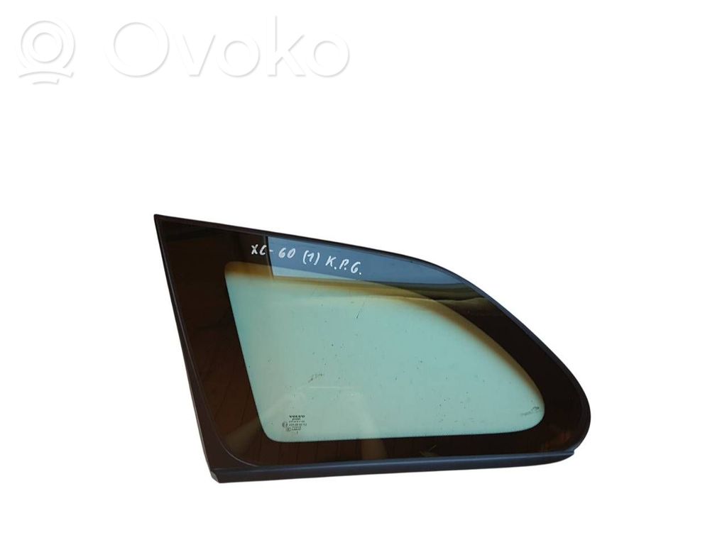 Volvo XC60 Aizmugurējais virsbūves sānu stikls 