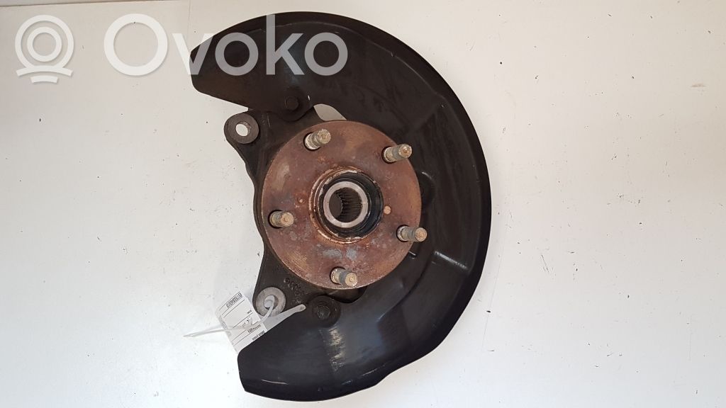 Subaru B9 Tribeca Front wheel hub 