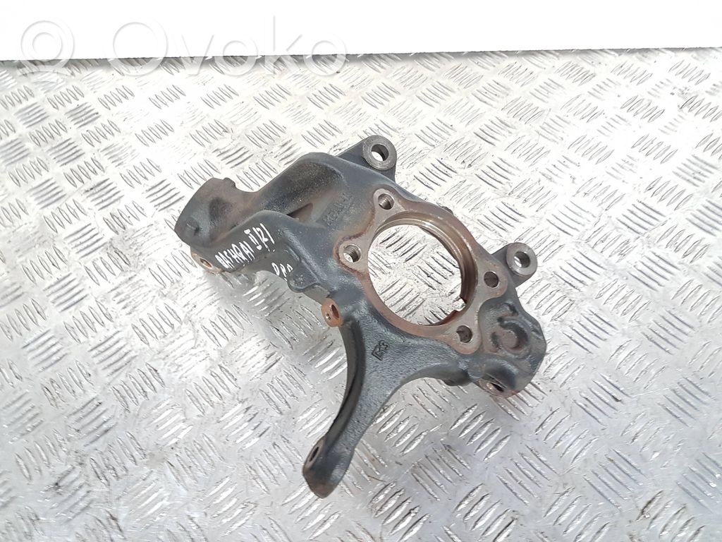 Nissan Qashqai Zwrotnica koła przedniego 