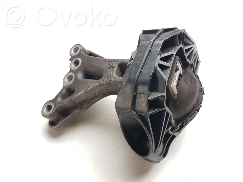 Citroen C3 Engine mount bracket 