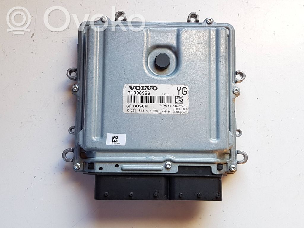 Unidad de control/módulo del motor   31336983,0281018414