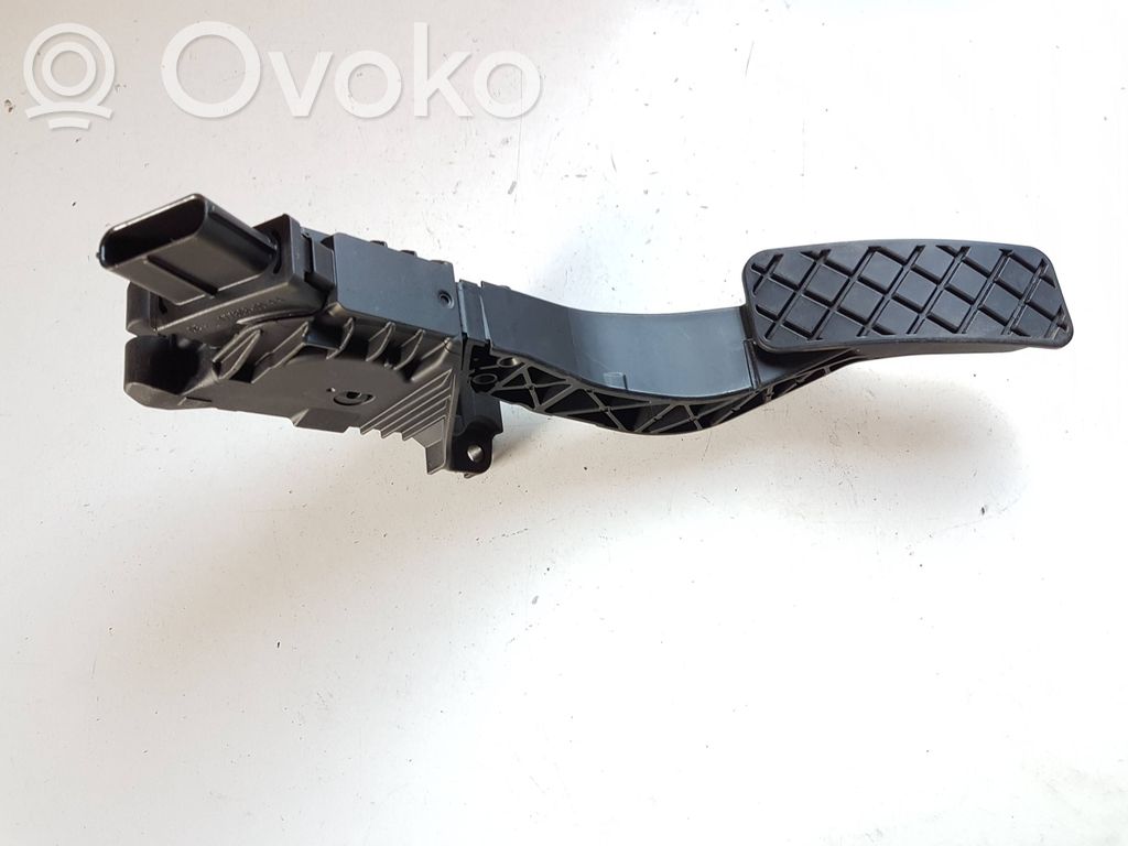 Seat Arona Gaspedal 