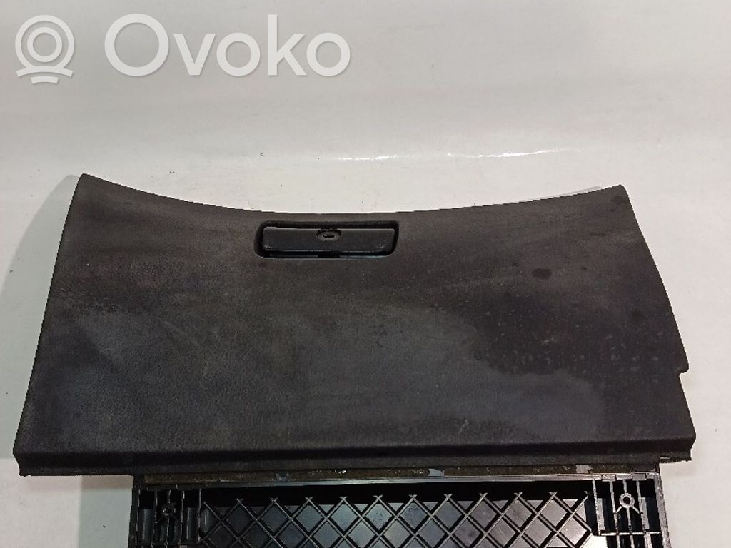 BMW 3 E46 Glove box 