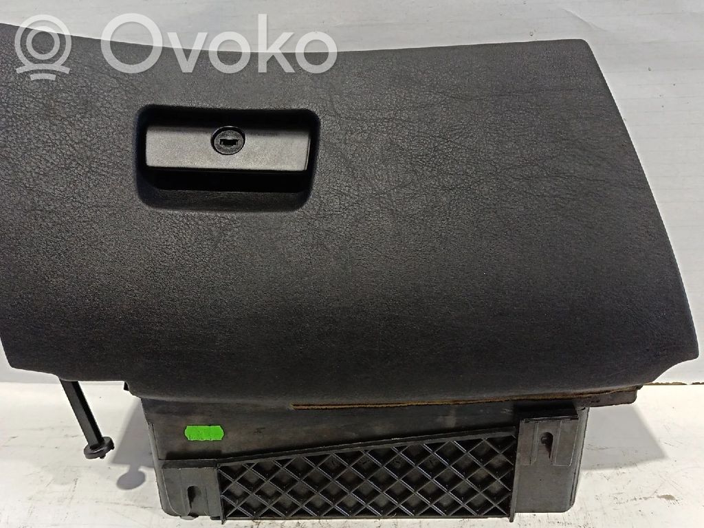 Glove box   51168167693