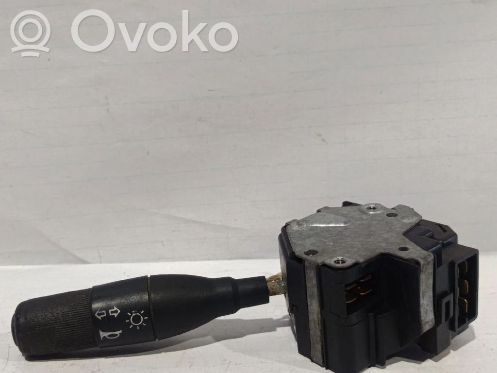 Renault Clio I Wiper turn signal indicator stalk/switch 