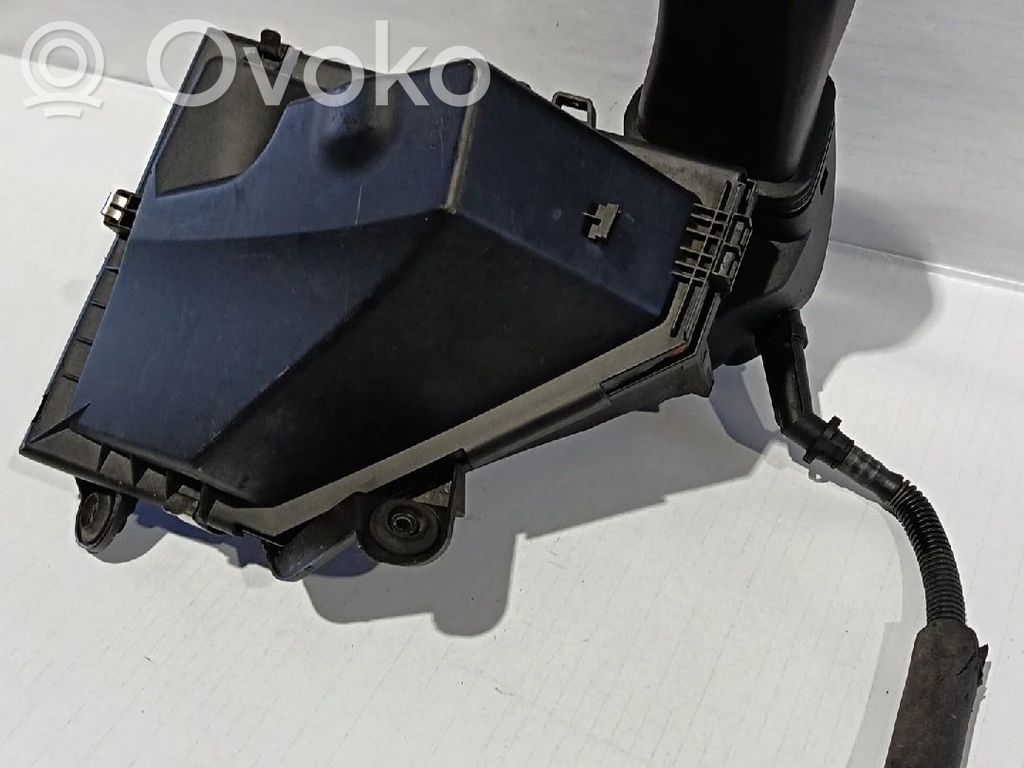 Caja del filtro de aire   1371779746704