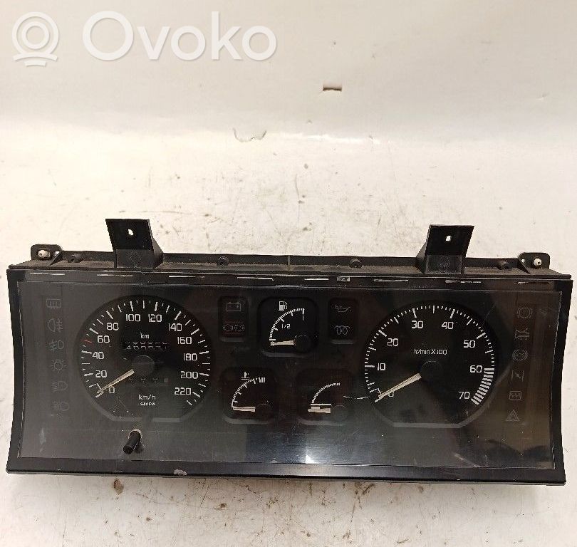 Renault 19 Nopeusmittari (mittaristo) 