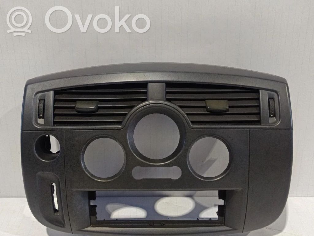 Renault Scenic II -  Grand scenic II Konsola środkowa / Radio / GPS 