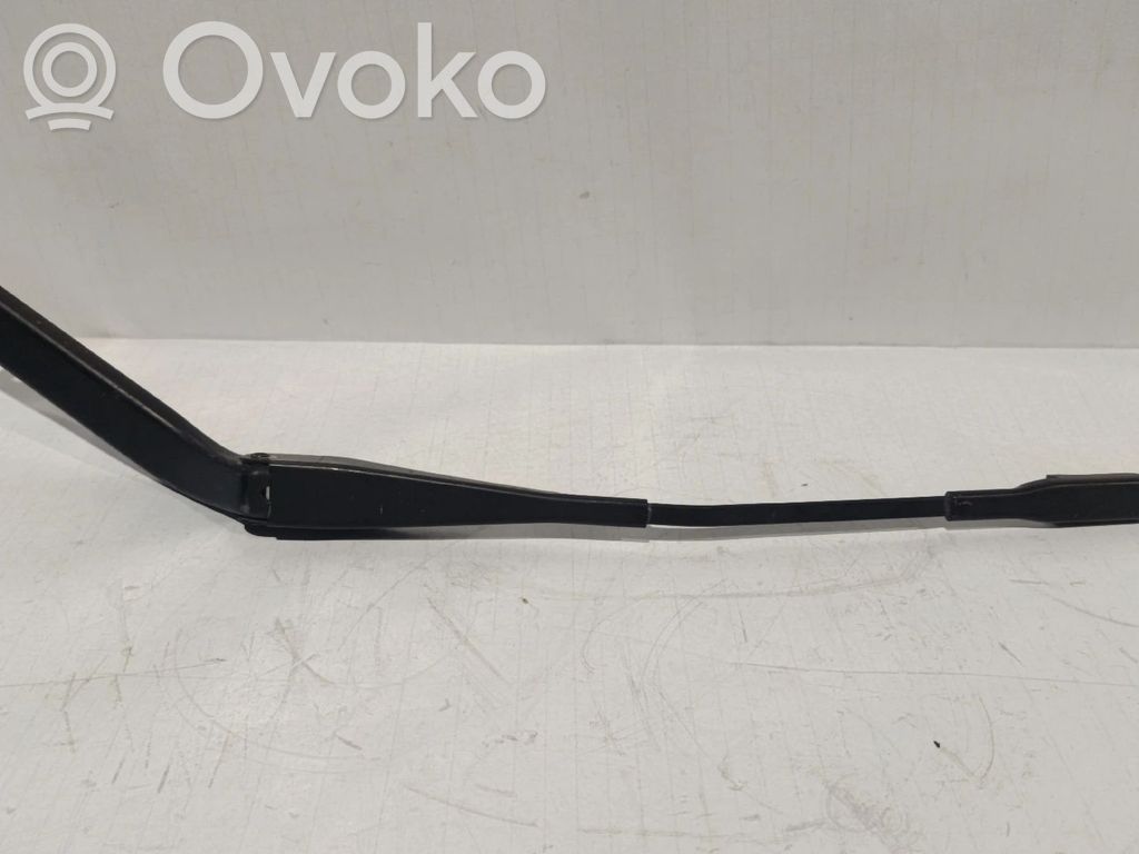 Front wiper blade arm   61617169971