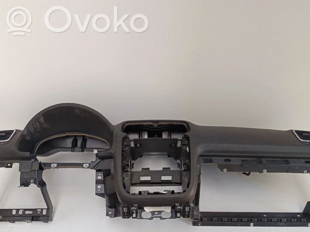 Panel de instrumentos   1Q1858295E,1Q1858296A