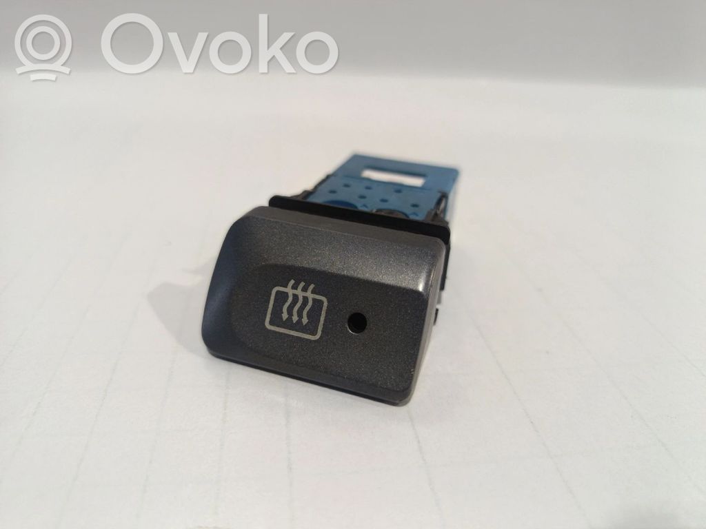 Windscreen/window heater switch   M19157,HD26HD29