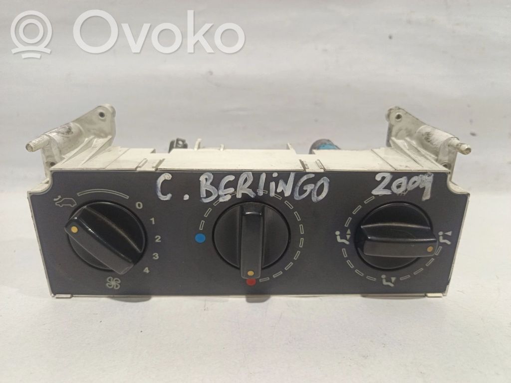Climate control unit   654985L,848683K,848687D