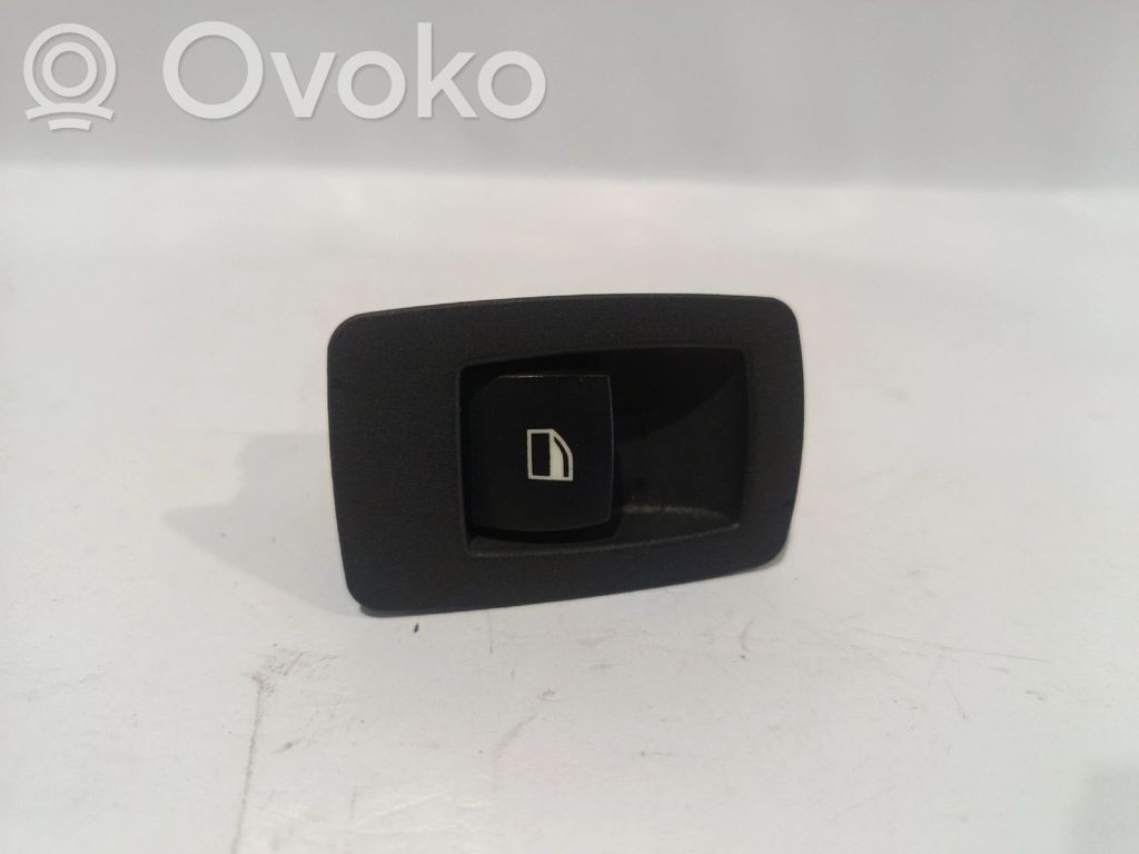 Elektrisko logu slēdzis   6928249,159398601274A,3404051