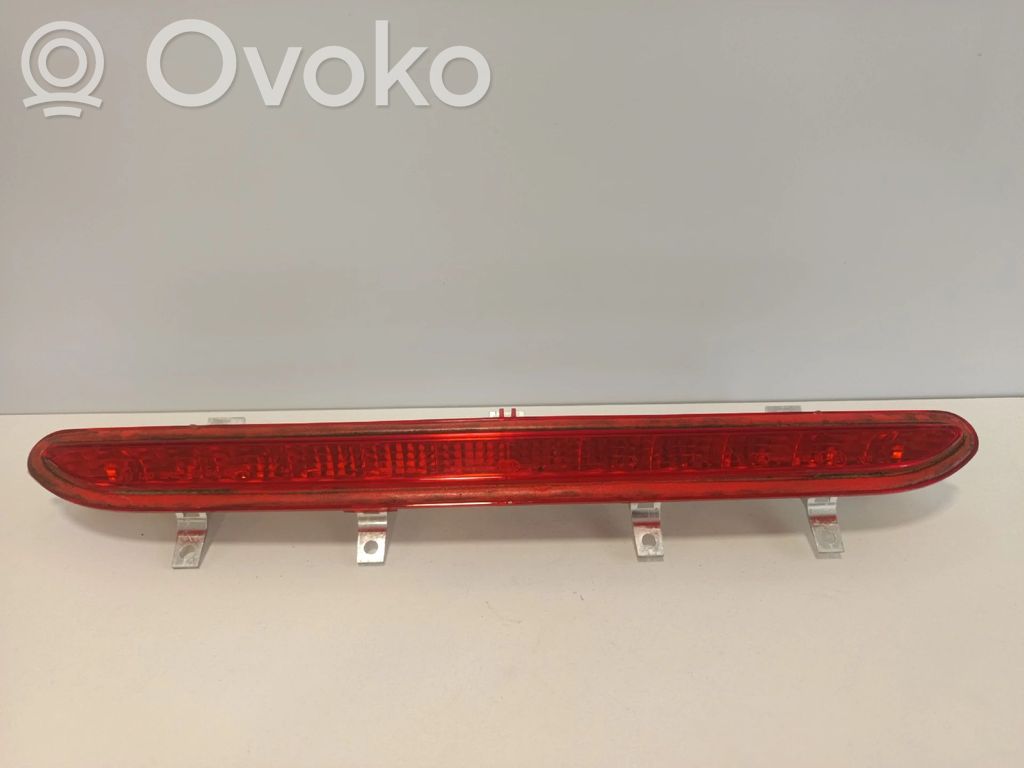 Volkswagen Eos Third/center stoplight 