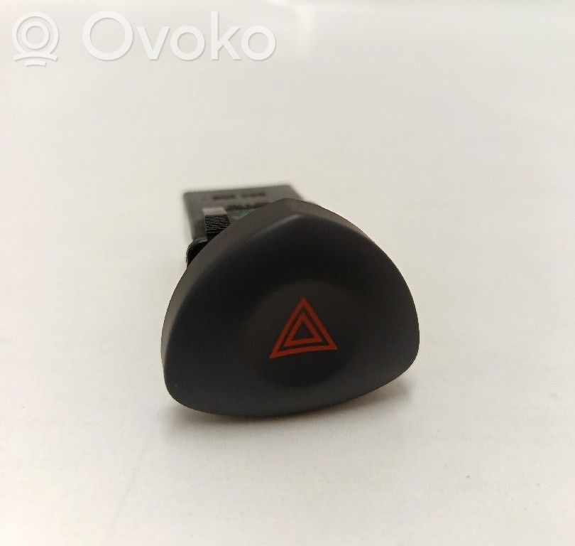 Renault Clio II Hazard light switch 
