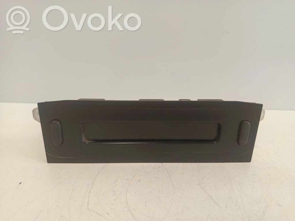 Peugeot Partner Screen/display/small screen 