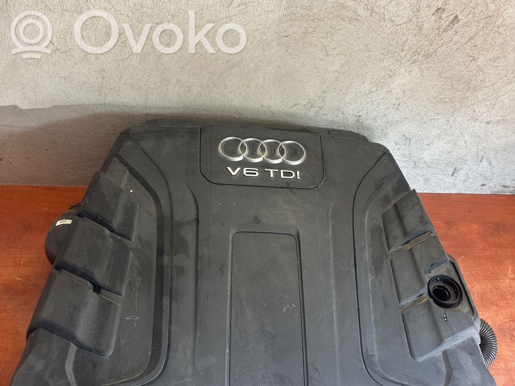 Audi Q7 4M Air filter box 