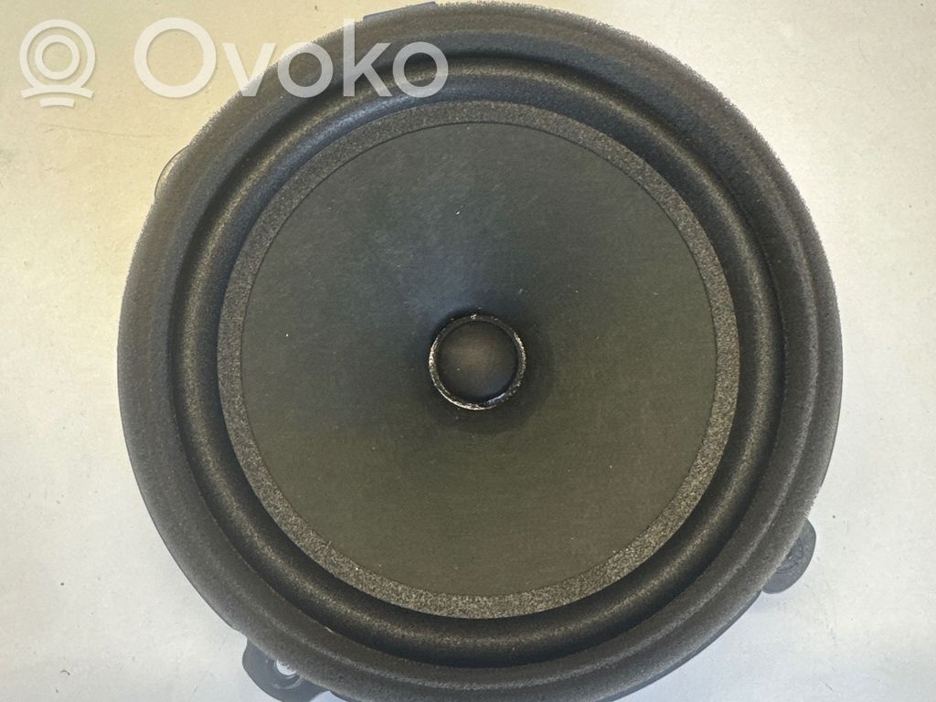 KIA Sportage Rear door speaker 
