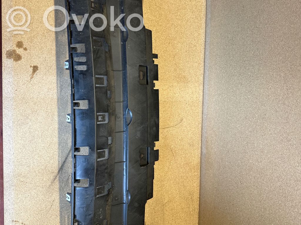 BMW 5 G30 G31 G38 Soporte de montaje del parachoques trasero 