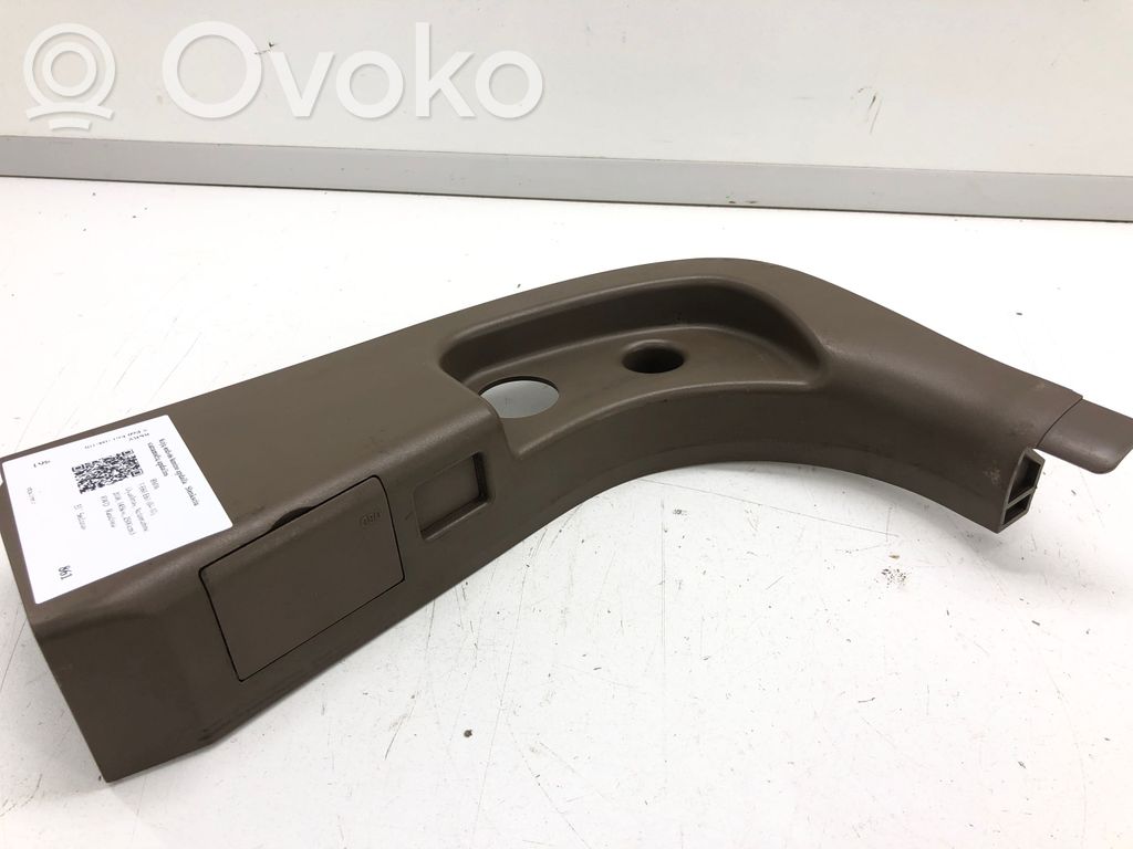 Foot area side trim   7025029