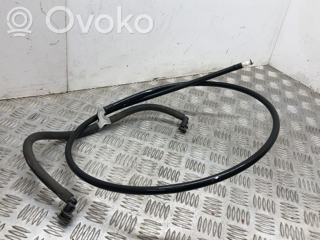 Headlight washer hose/pipe   02090