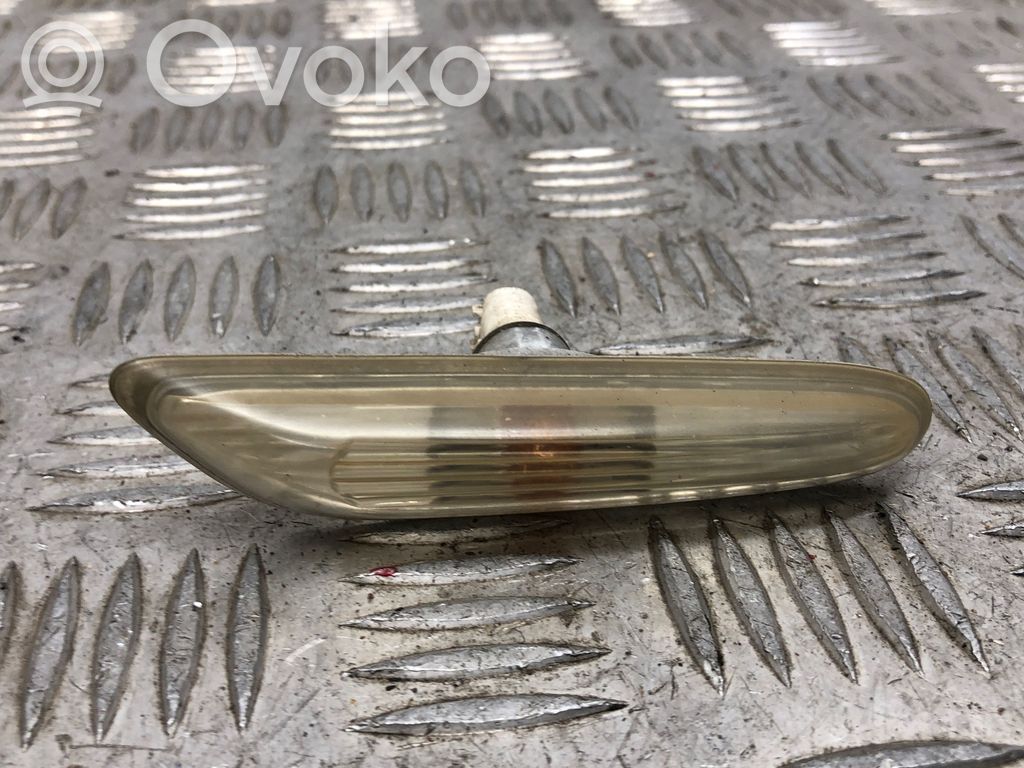 BMW 5 E60 E61 Front fender indicator light 
