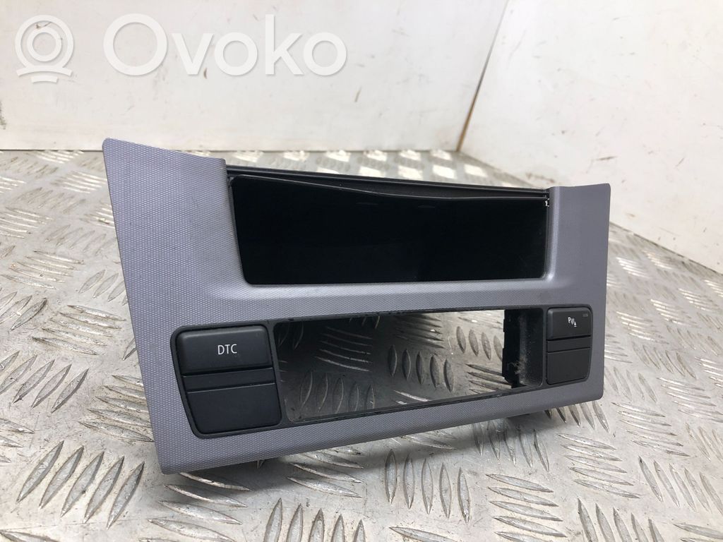 BMW 5 E60 E61 Glove box central console 