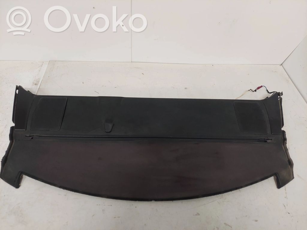 Parcel shelf