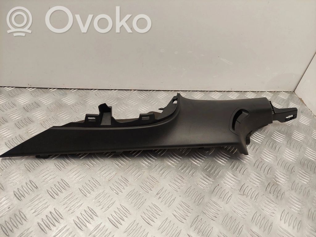 Tesla Model 3 D-pilarin verhoilu (alaosa) 
