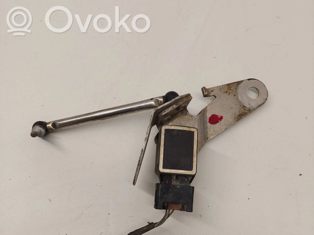 Headlight/headlamp level sensor   6784694,260308