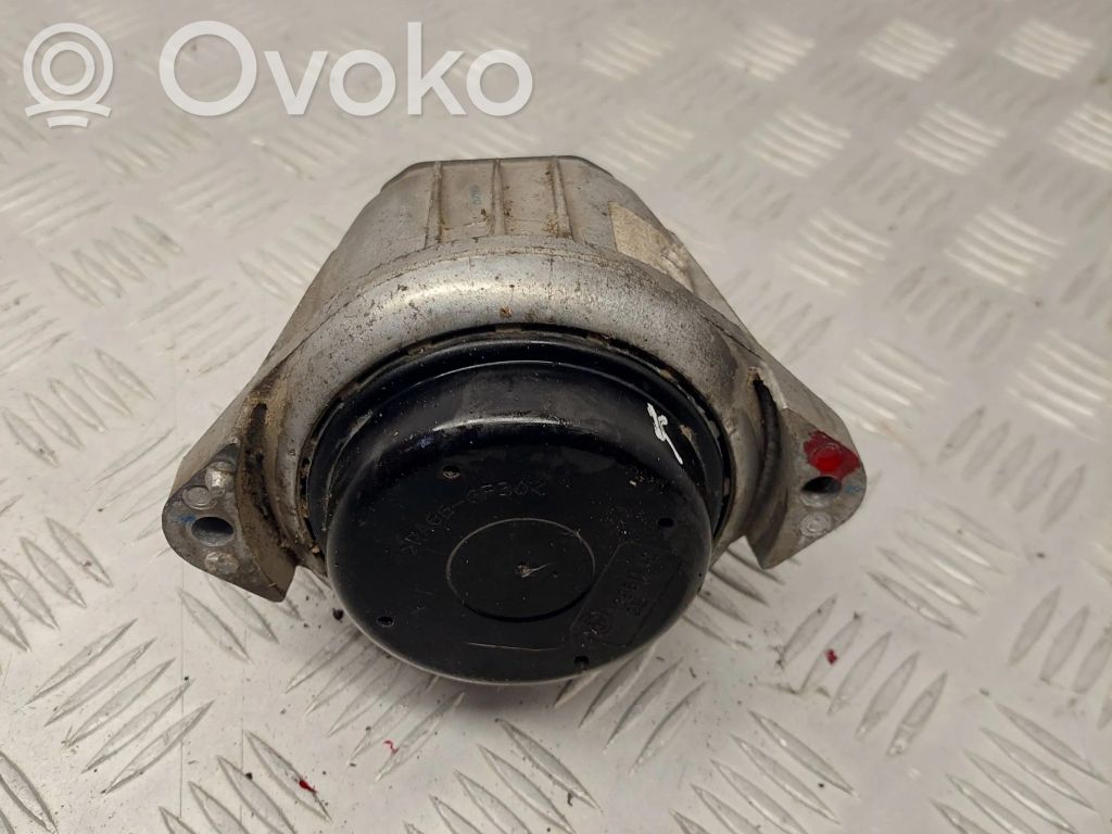 Engine mount bracket   13981112