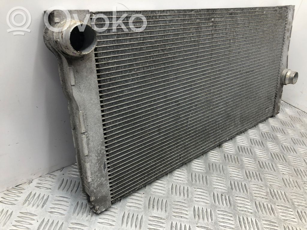 BMW 5 F10 F11 Radiator lichid răcire 