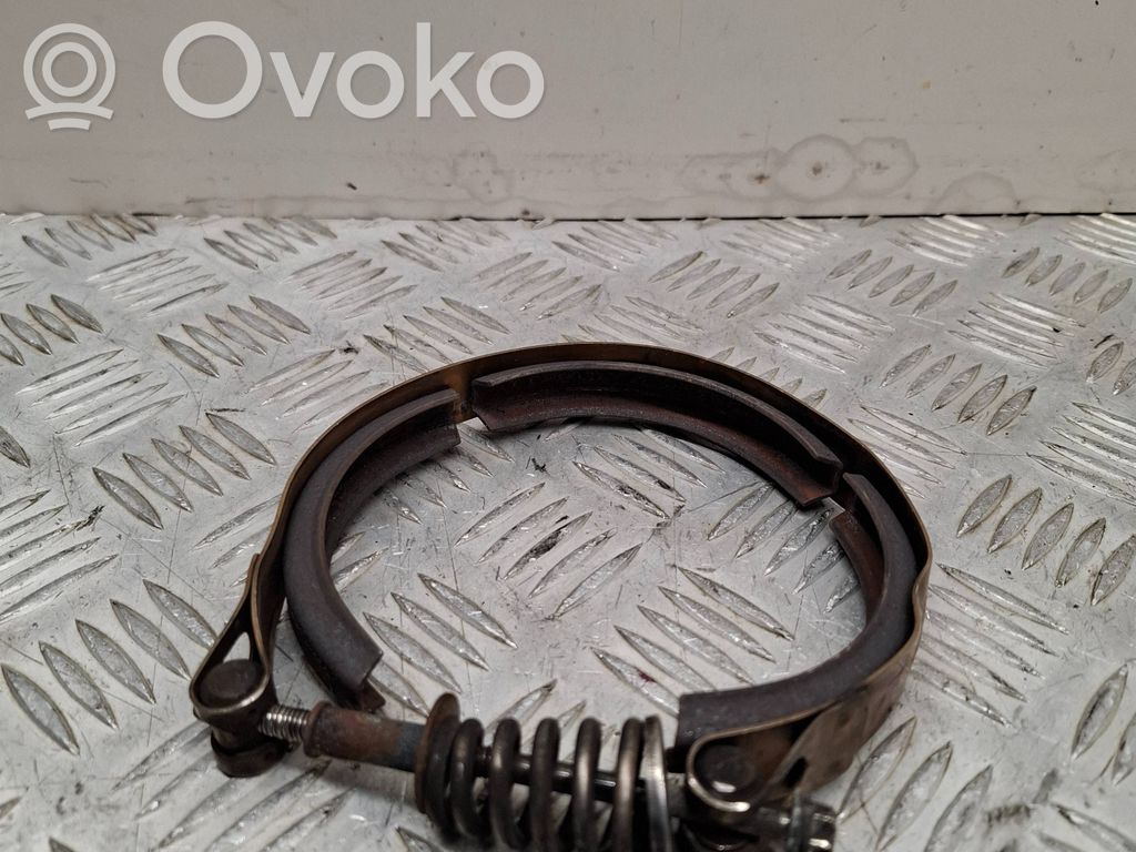 BMW 5 E60 E61 Morsetto per la connessione del tubo della marmitta 