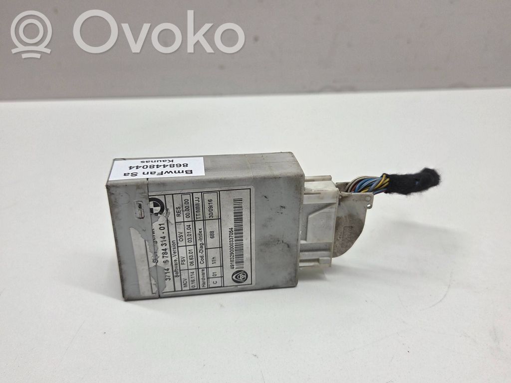 BMW 5 E60 E61 Air suspension control unit module (rear) 