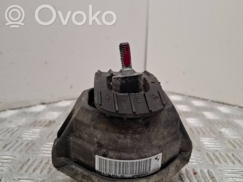BMW 5 E60 E61 Engine mount bracket 