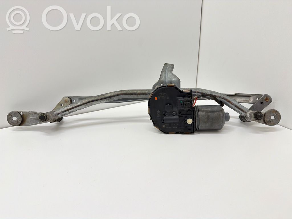 BMW 5 F10 F11 Mechanizm i silniczek wycieraczek szyby przedniej / czołowej 
