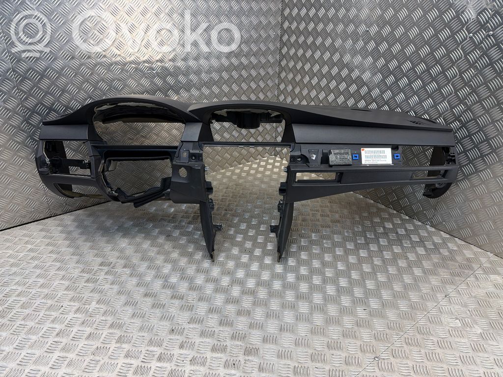 BMW 5 E60 E61 Панель 