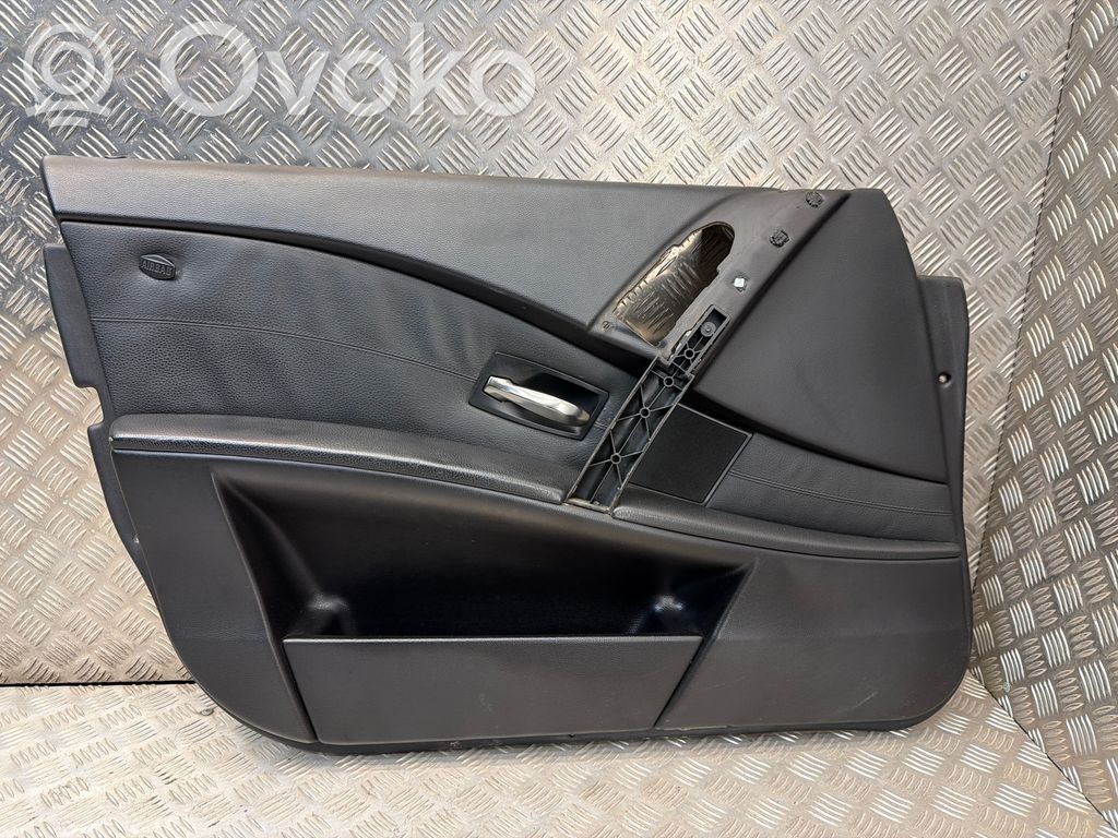 BMW 5 E60 E61 Apmušimas priekinių durų (obšifke) 