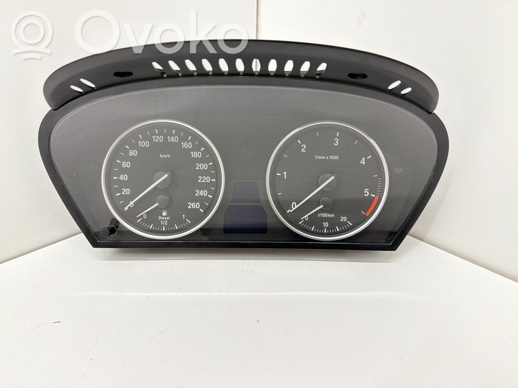 BMW 5 E60 E61 Spidometrs (instrumentu panelī) 