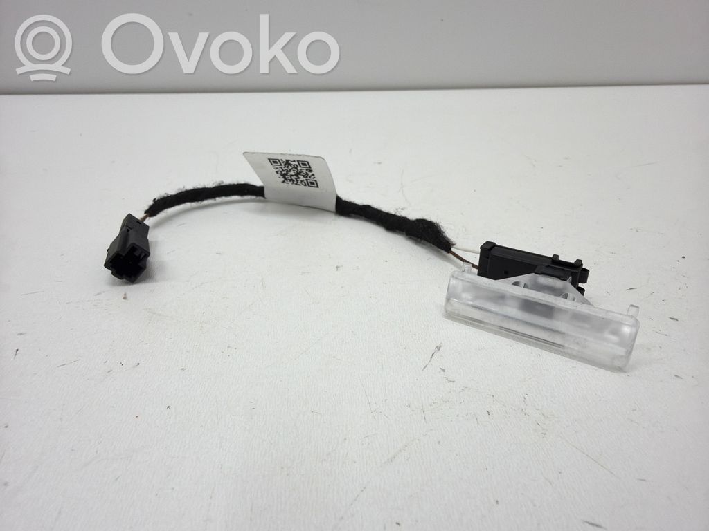 Tesla Model Y Other center console (tunnel) element 