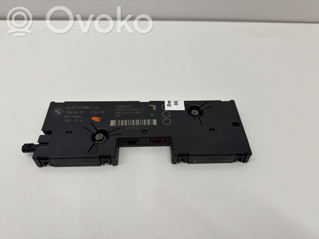 BMW 3 E90 E91 Antenas pastiprinātājs 