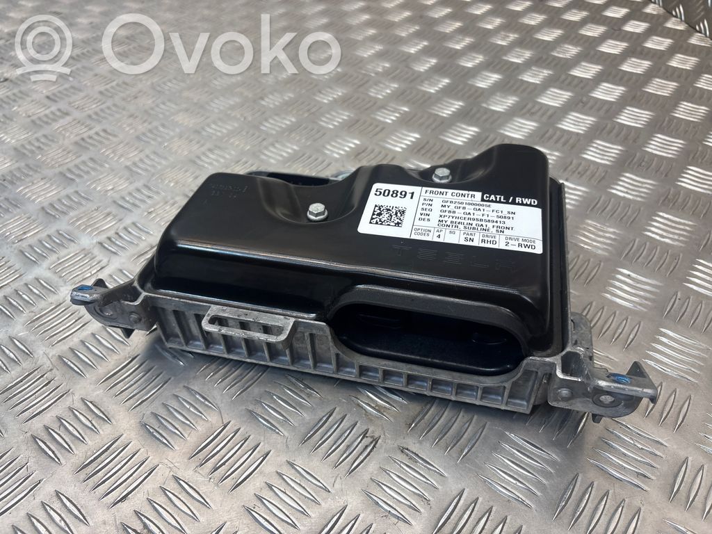 Tesla Model Y Engine control unit/module 