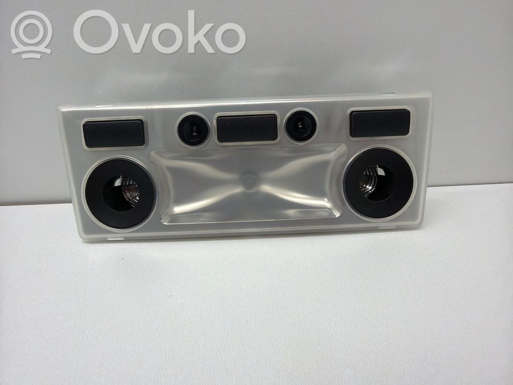 Etuistuimen valo   63316962058