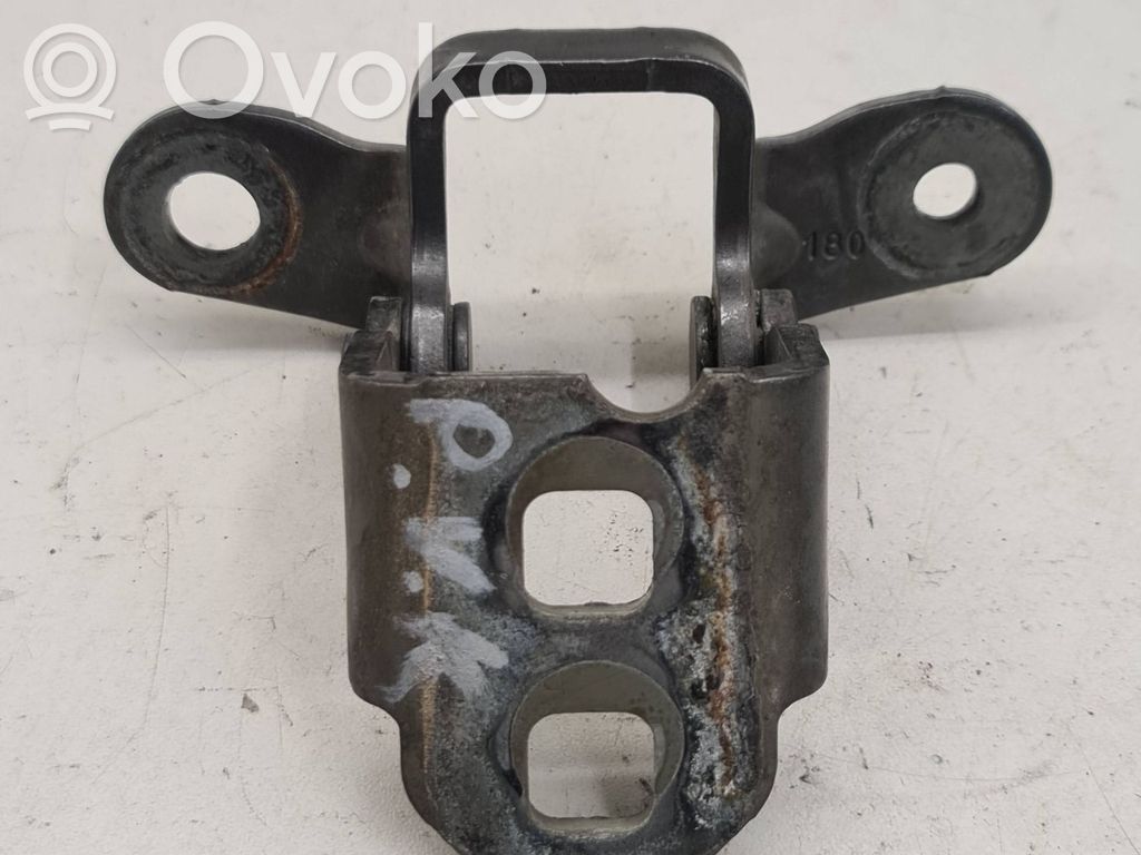 Fiat Freemont Front door upper hinge 
