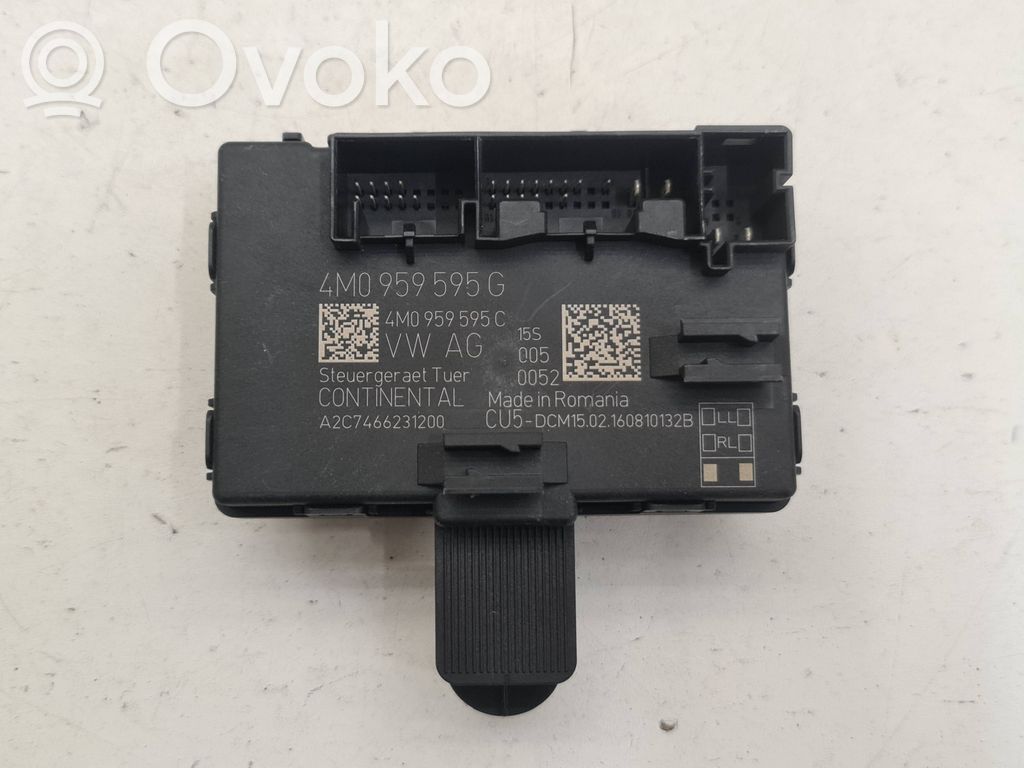 Audi Q7 4M Door control unit/module 