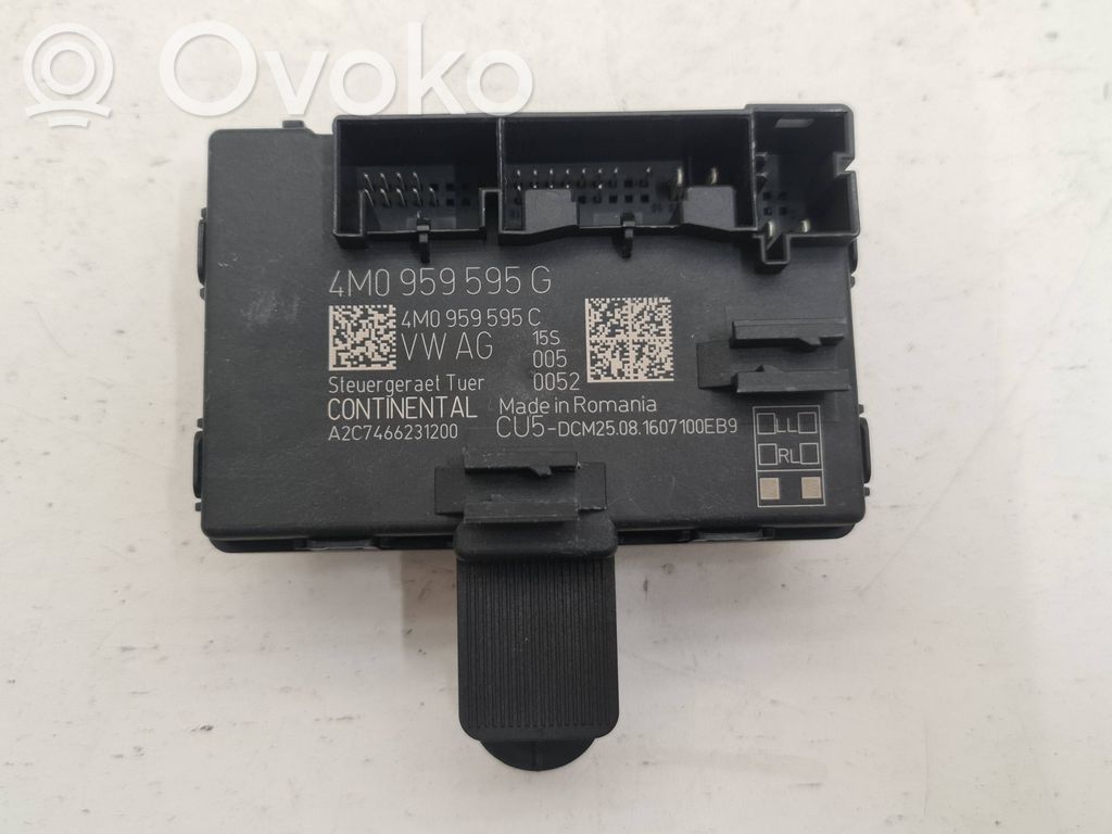Audi Q7 4M Door control unit/module 