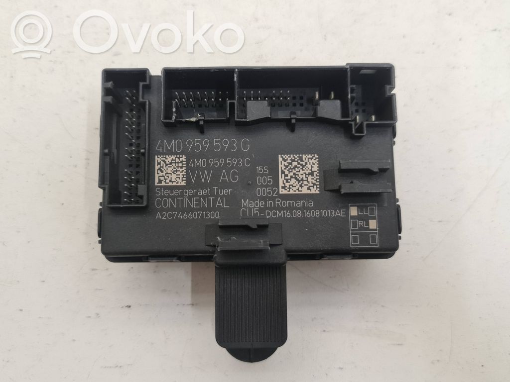 Audi Q7 4M Door control unit/module 