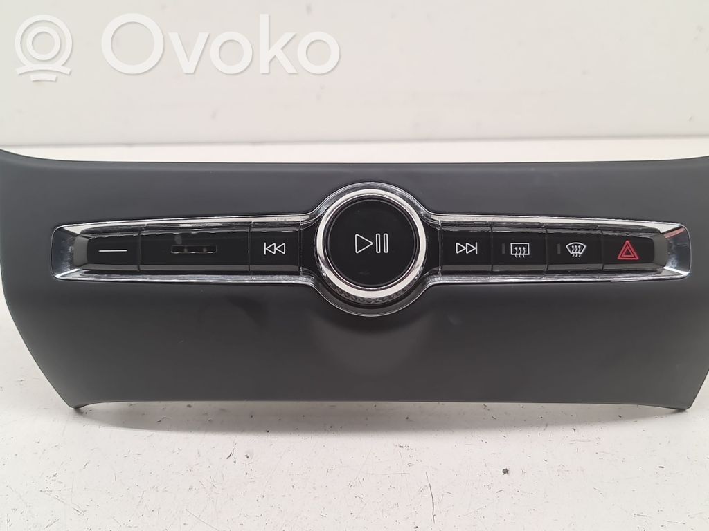 Volvo V60 Head unit multimedia control 